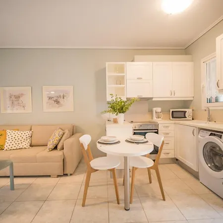 Lägenhet Bay Elegant By Hotelius